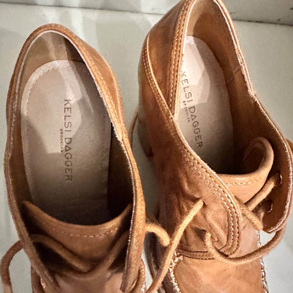 Vintage Kelsi Dagger Cognac Leather Lace-Up Block Heel Oxfords - Picture 5 of 8